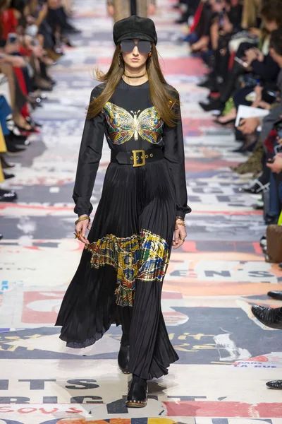 Look 52